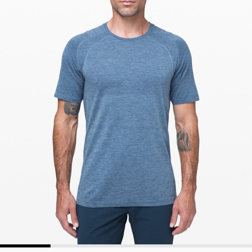 Lululemon metal vent tech short sleeve shirt size M